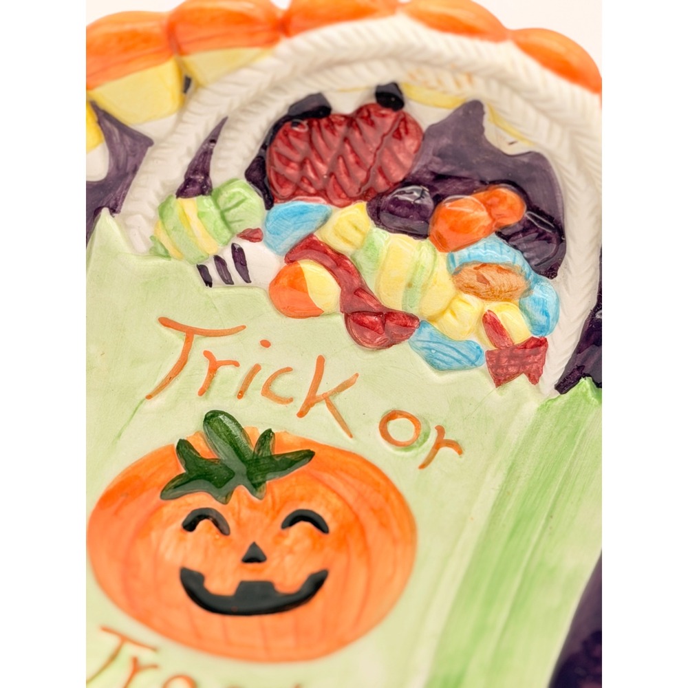 Omnibus by Fitz and Floyd 1996 Halloween Trick or Treat Pumpkin Plate Candy Corn